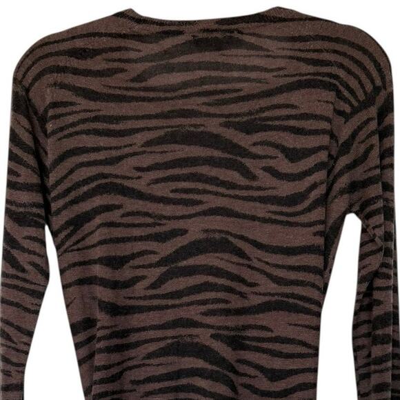 Olivaceous Crew Neck Long Sleeve Shirt Zebra Print Size Medium Brown & Black - Picture 4 of 11